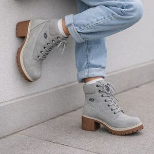 Lugz Womens 6.5 Gray Heeled Boots Lace Up Chunky Heel Lug Sole Combat Style